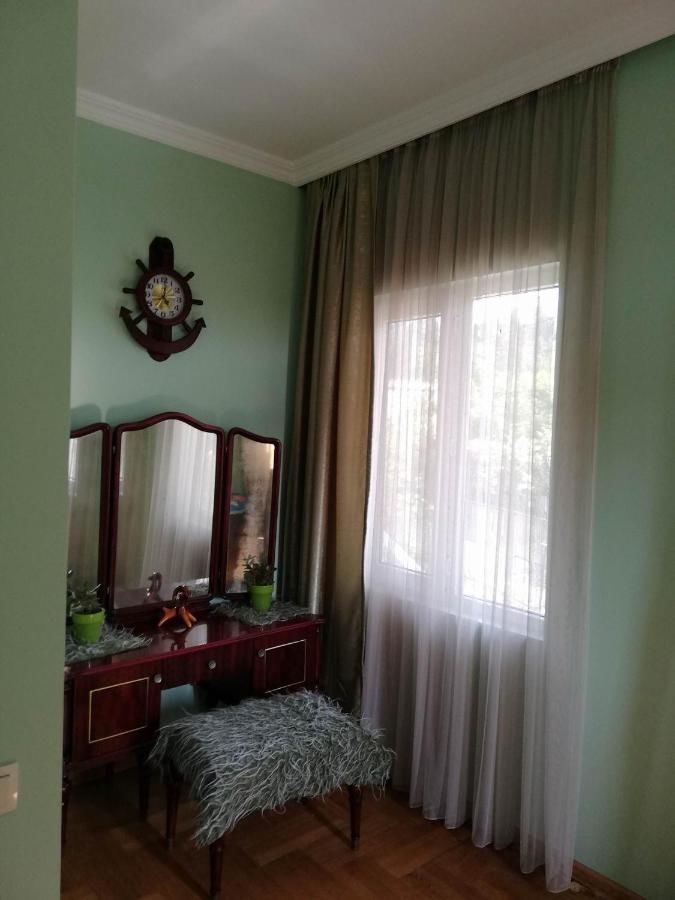 Гостевой дом Guest House Quiet Home Батуми